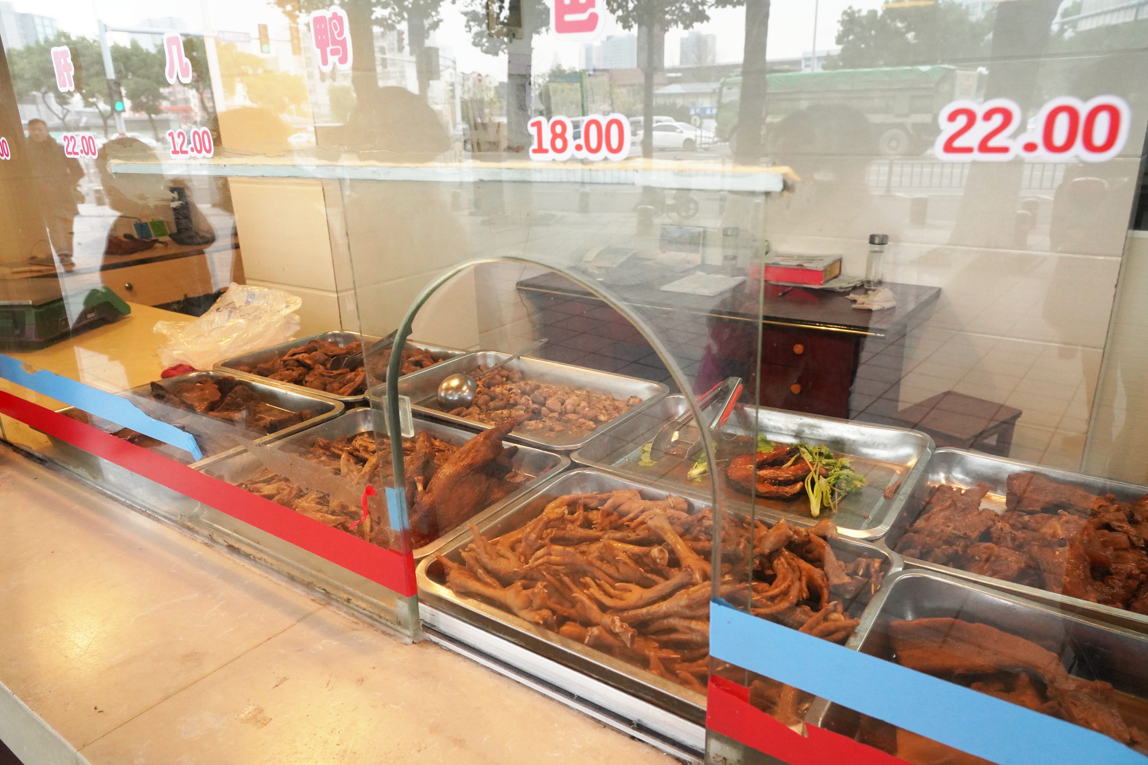 宁波这家熟食店火了30年,味道不过如此,凭什么光顾的人那么多?