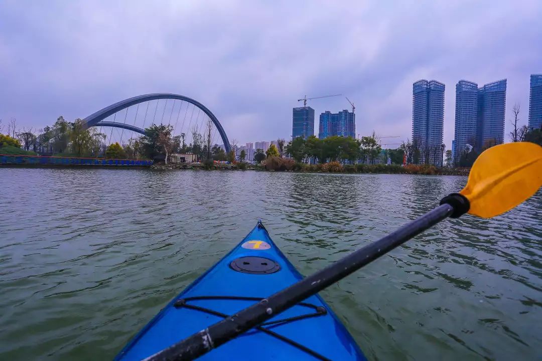 开奖 一起划皮划艇吗?江滩公园水上运动送券了