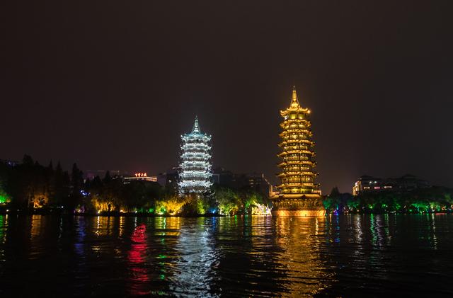 来桂林不仅仅只看漓江桂林市区依旧有绝美的景点玩法