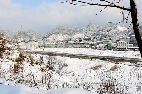 竹山县竹坪乡:林海雪原风光美 雄浑苍茫水墨香