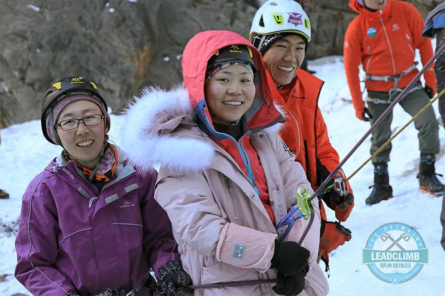 曾山教练登山图片