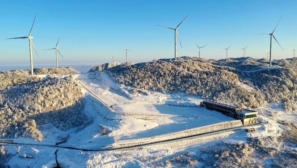 利川齐岳山滑雪场图片