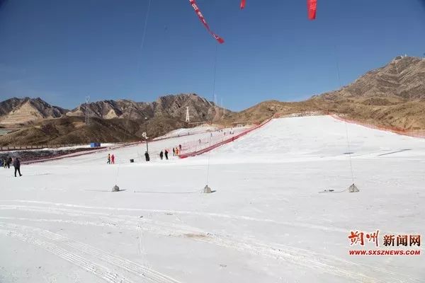 怀仁壬山滑雪场图片