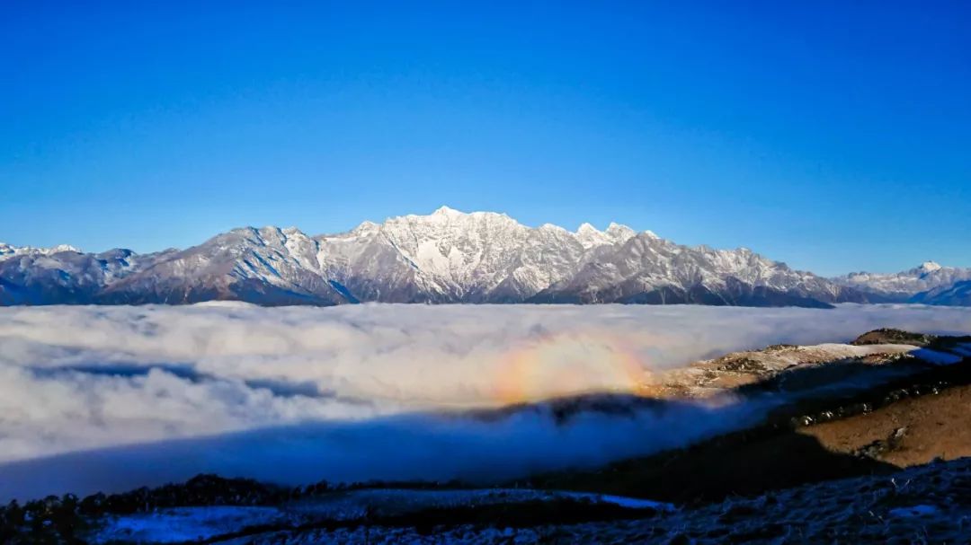 最美高山觀景臺下雪了,星空,雲海,佛光…這週末就去!_紅巖