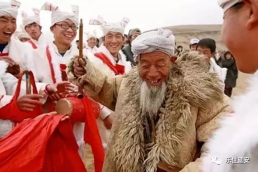 陕北农民穿棉袄图片图片