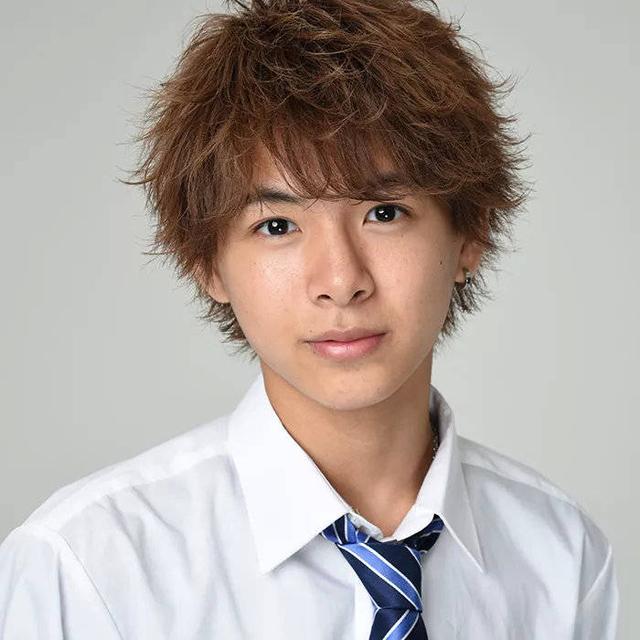 日本最帅男子高中生网友对帅是有什么误解非主流