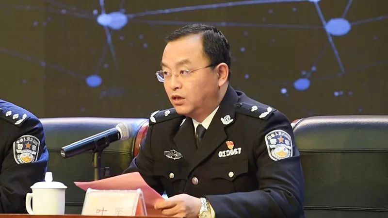 图4:南京市公安局副局长王秉德出席启动仪式图3:江苏交警总队总队长陈