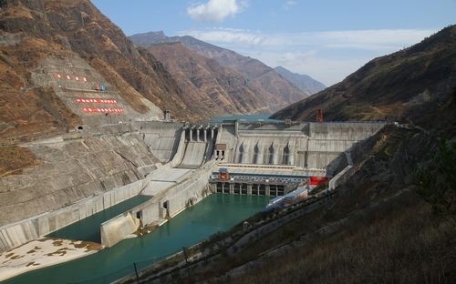 云南鲁地拉水电站图片