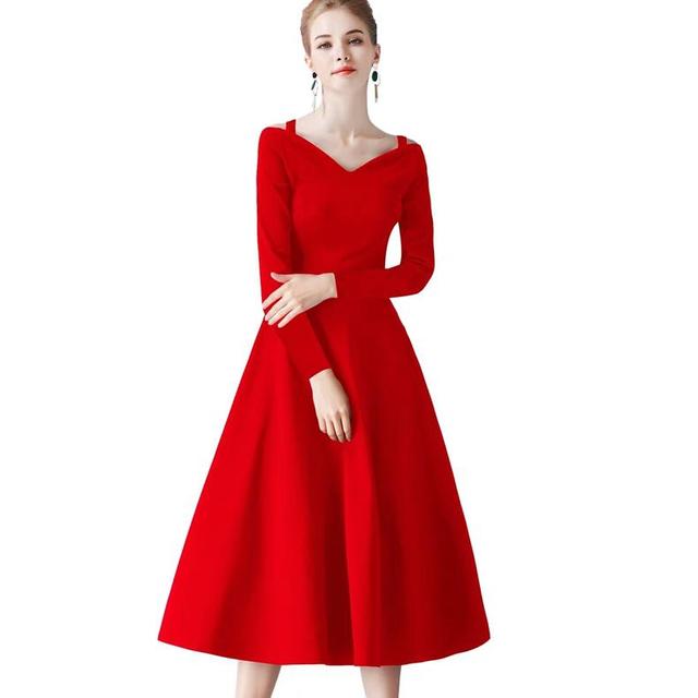 红色裙子照片图片