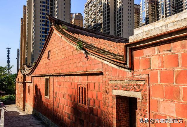 闽南古建筑文化:出砖入石燕尾脊