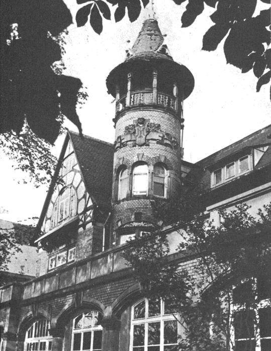 自由华德福学校位于斯图加特的一座建筑,摄于1919宽厚,友好的环境与