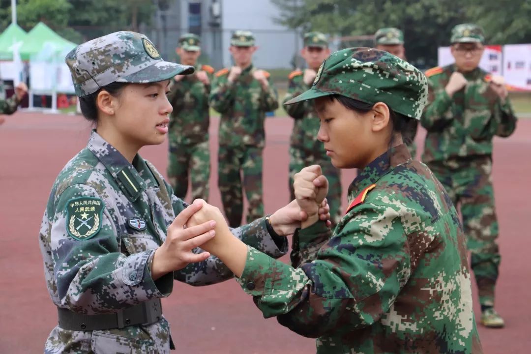 擒敵拳擒敵拳強身健體在這裡飯糰子送給大家一個小秘籍擒敵拳十六動