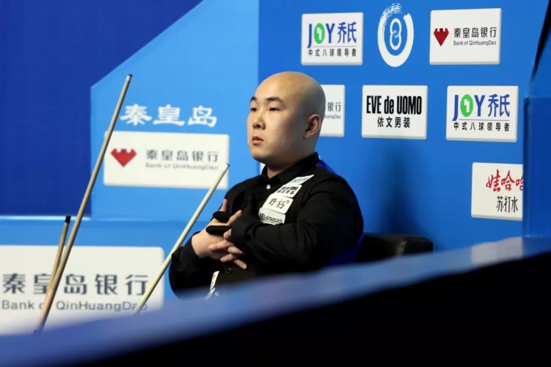 目前,杨帆手握两个中式台球国际大师赛总决赛冠军,尤其是第二次——败
