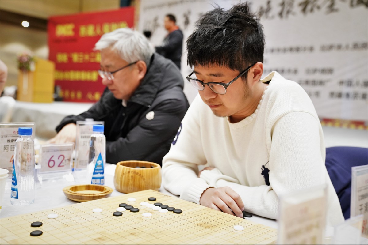 晚报杯王琛提前锁定冠军 拉萨围棋绽放古莲圣辉_向陈盈