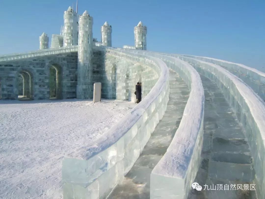 玩乐攻略这个冬日除了雪还有九山顶景区冰雕冰灯节能刷爆你的朋友圈