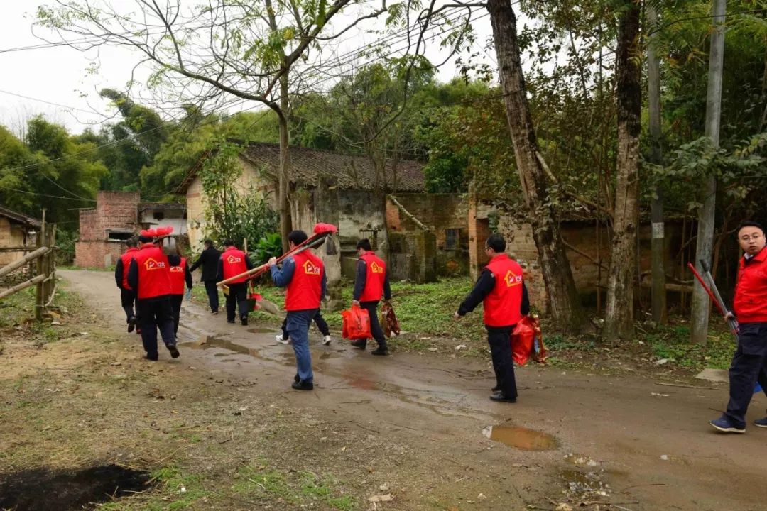 白土镇孟洲坝迎来了一群红马甲他们到底想干啥