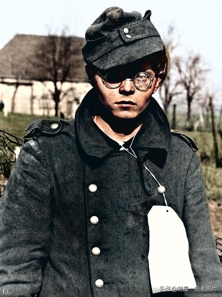 二战德国士兵彩色图片