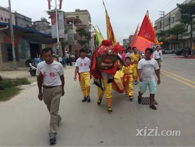 稔山長排蓋子獅已有300多年曆史,被當地群眾尊為