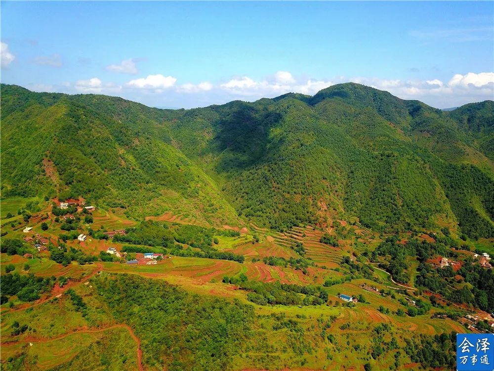 会泽这个村的农家小屋,是梦里故乡的模样._塘村