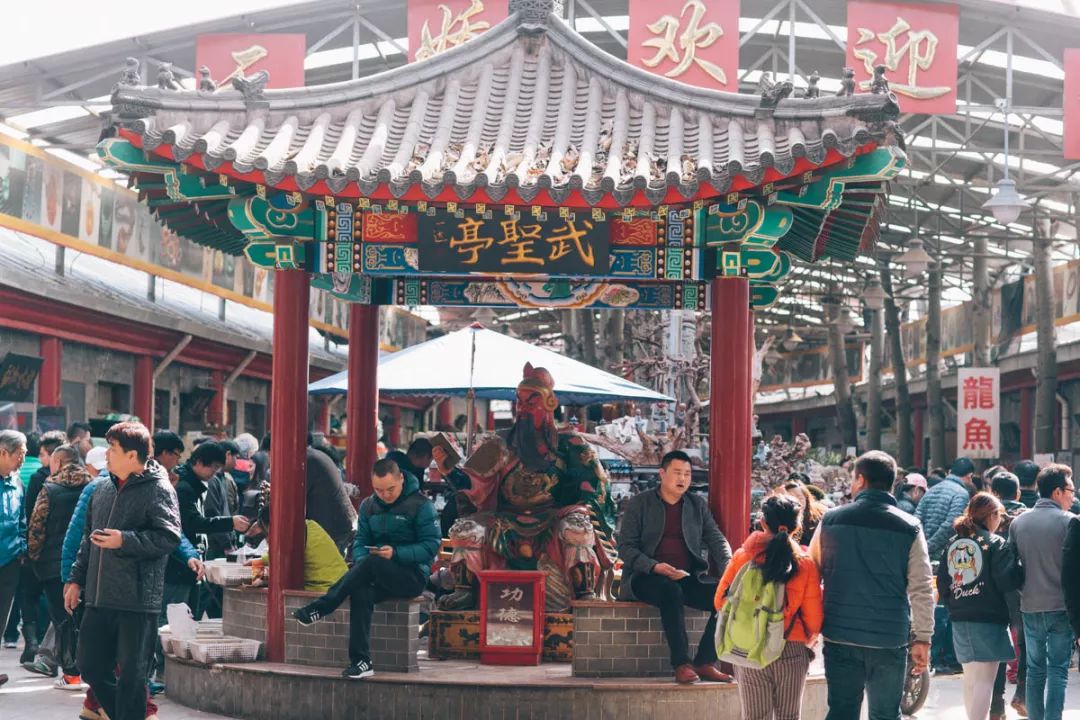 十里河古玩市场地址（十里河古玩城几点关门） 十里河古玩市园地
址（十里河古玩城几点关门）《十里河古玩市场营业时间》 古玩收藏