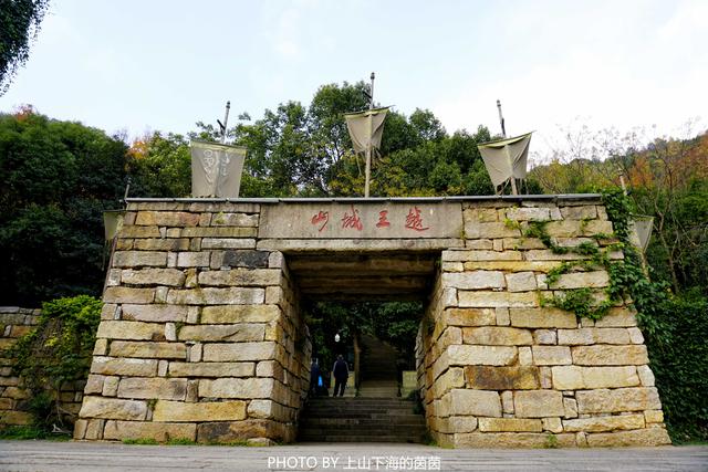 迄今为止国内保存最好的古城墙遗址在杭州到底长什么样子呢