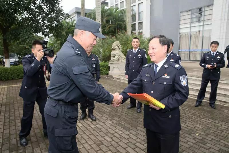 地处祖国最南端南中国海腹地的三沙市公安机关,肩负着捍卫国家主权