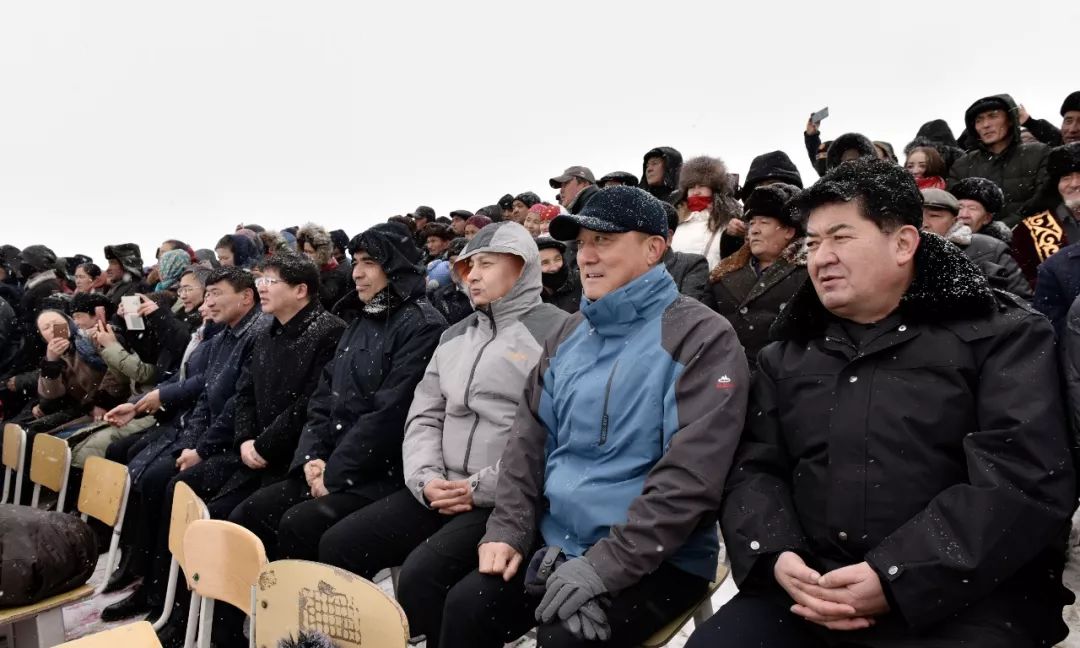 伊寧縣天鵝之戀冰雪文化旅遊節阿烏利亞鄉馬背風情冬季民俗傳統文化