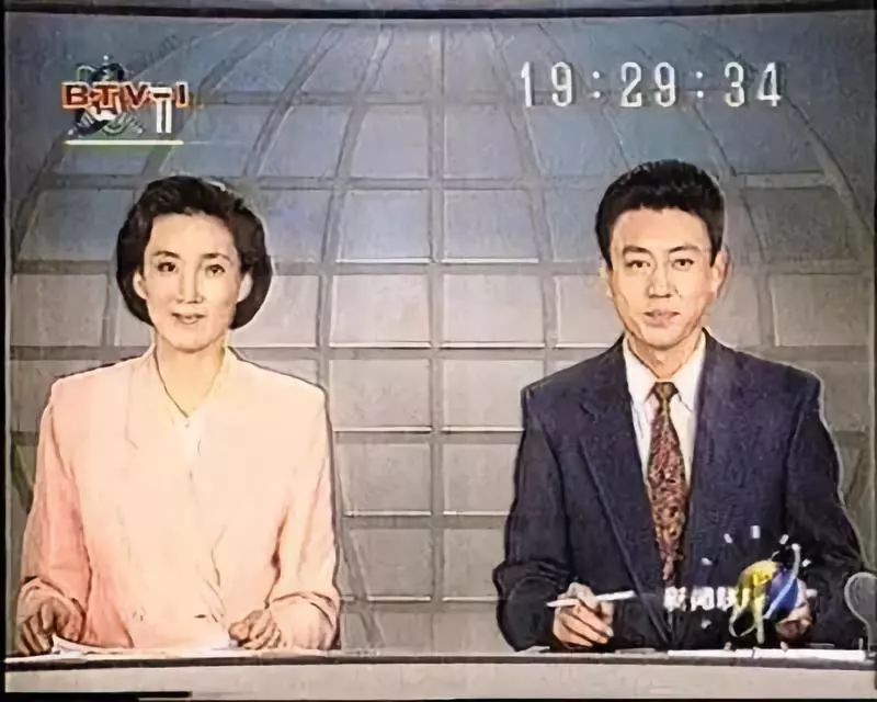 李修平,楊柳賀紅梅,王寧2006年,李梓萌,康輝加入《新聞聯播》主持至今