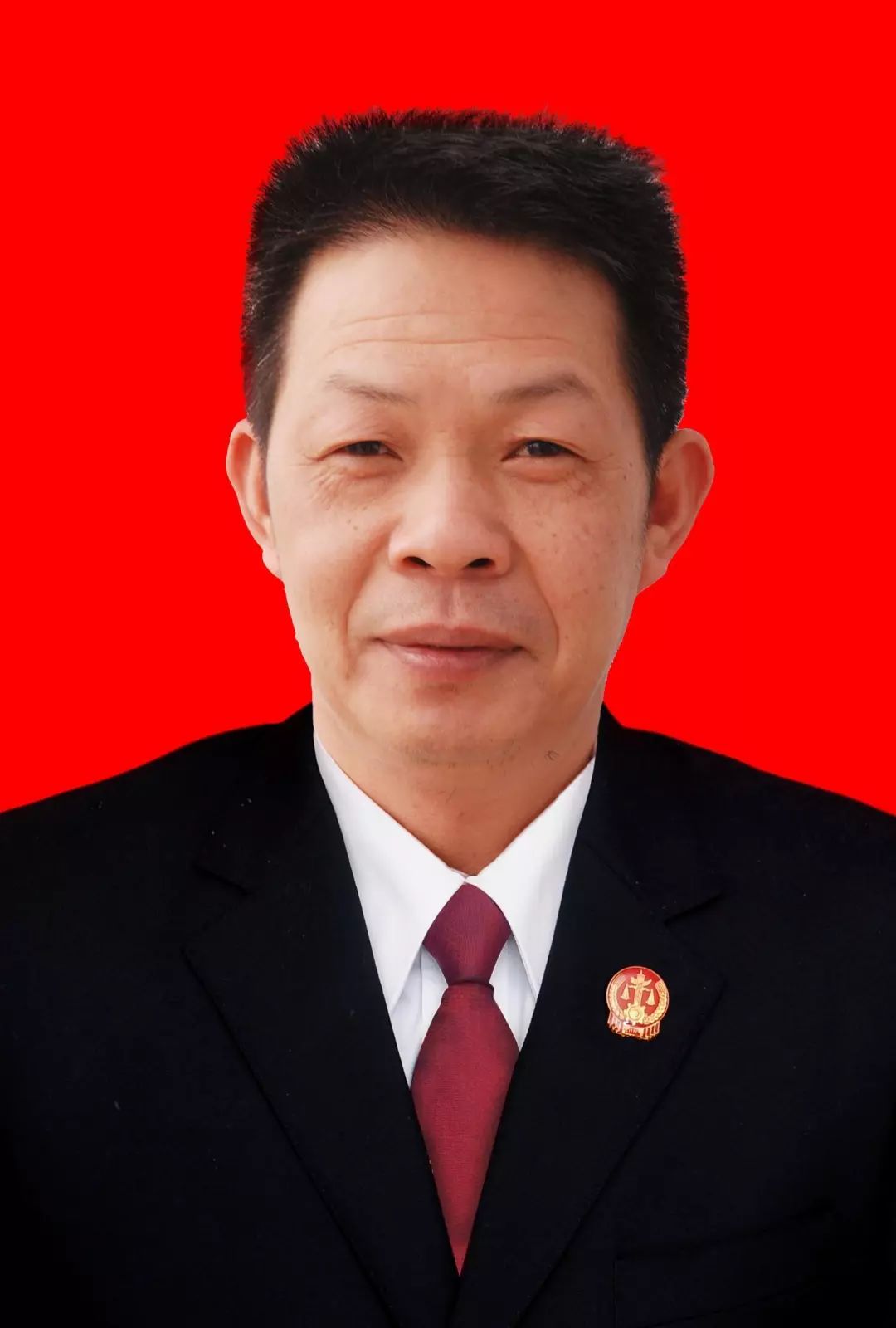 林振通漳浦县人民法院审管办主任男,汉族,1963年生,中共党员,大学本科