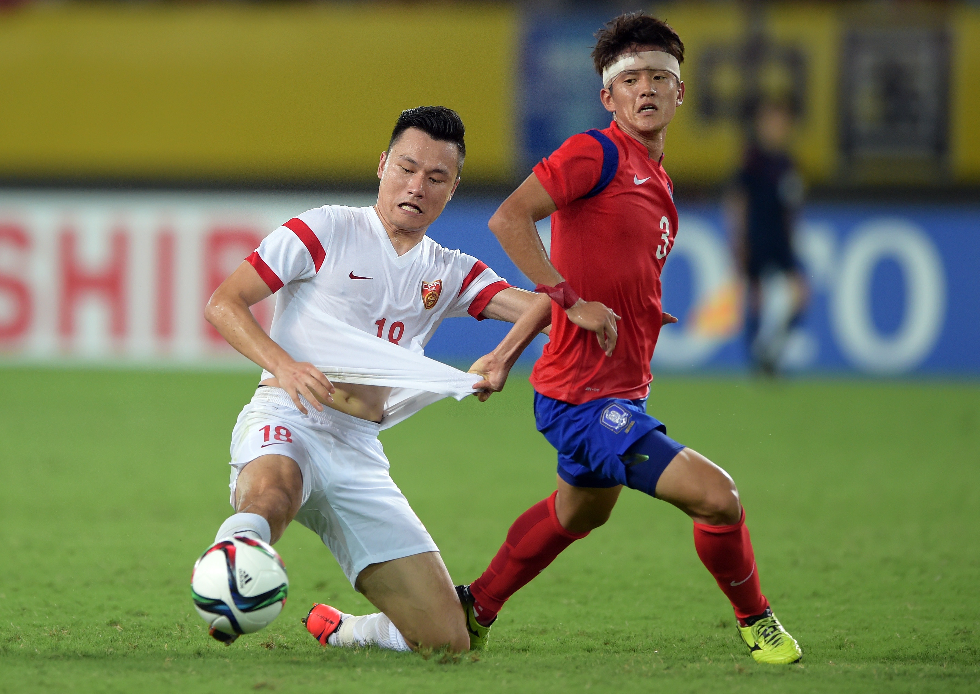 中国男足身材中国足球图片
