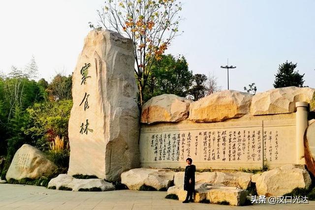 一湖碧水十里風光與蘇東坡結緣的黃州遺愛湖公園