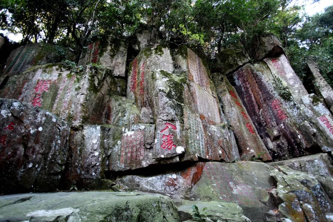 再升級鼓山千年登山道將配備花徑水澗