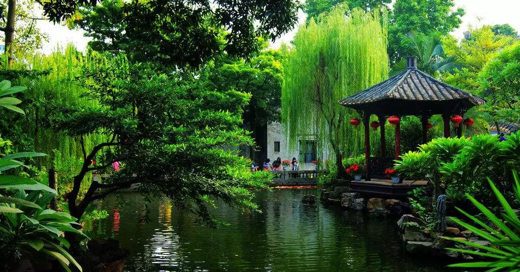 早上享用早餐後繼而乘車前往國際美食之都——【順德】,遊覽【清暉園