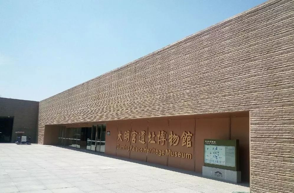 民辦博物館的優秀典範——西安曲江藝術博物館位於大雁塔南廣場西南角