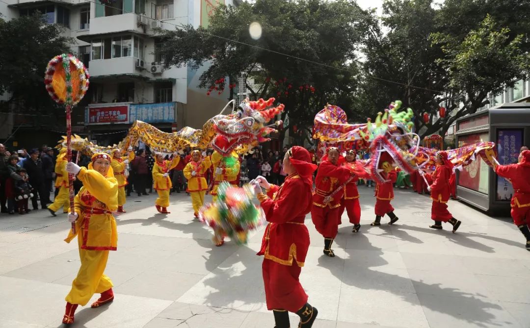 的視聽盛宴如戲曲,話劇,民歌會,音樂會,舞蹈等,展現晉劇,上黨八音會