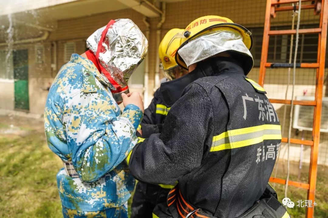 的记住生活中安全隐患问题所带来的灾难【文章撰稿】丘伟圣,岳佳祺,梁