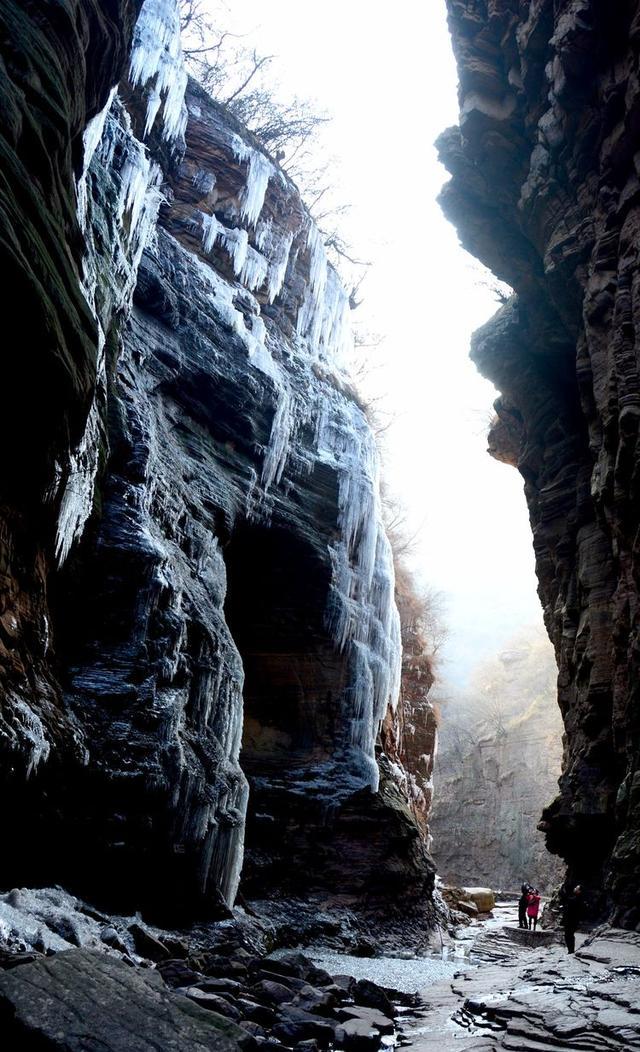 断裂景观旅游地图片