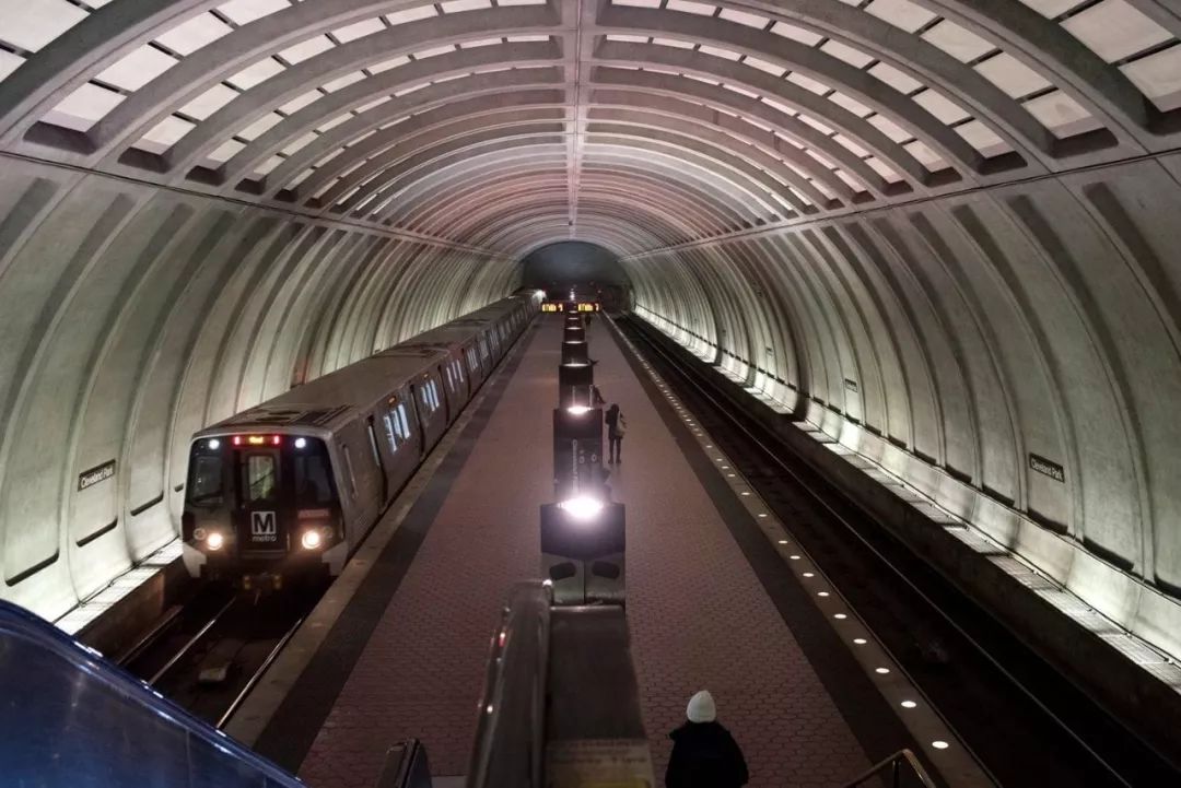 参议员忧中国车厢不安全,华盛顿地铁公司:钱的事先催一下