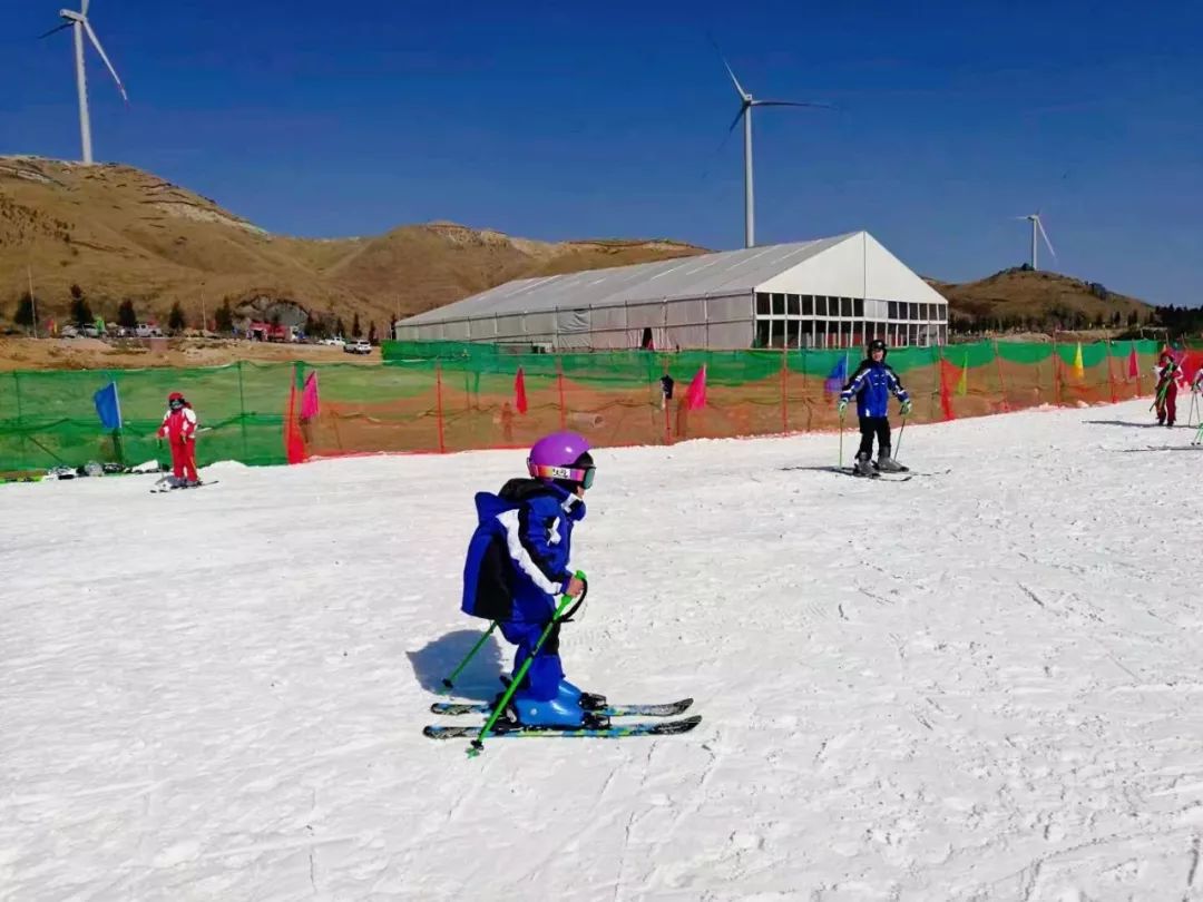 桂林全州天湖滑雪场图片