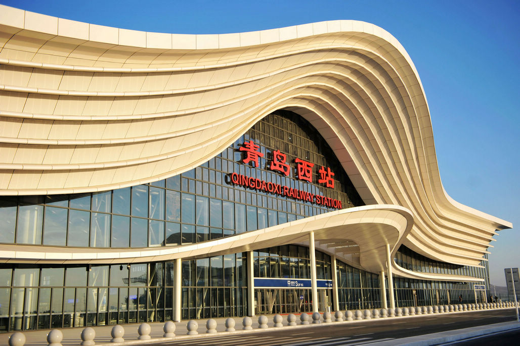 青岛西站一个启用25天新高铁站的首次春运