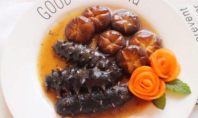 香菇焖海参 美味健康又营养