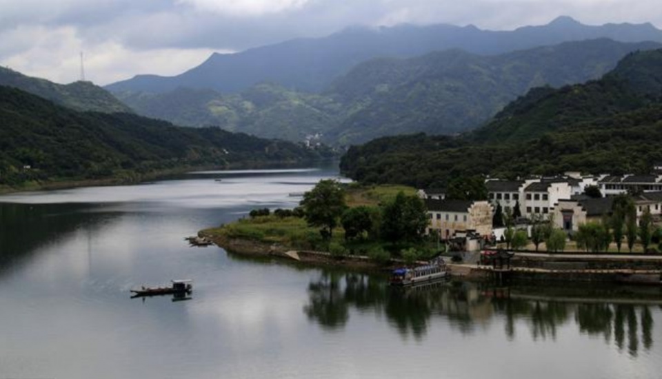 黃山旅遊,難道只是去看個黃山?黃山周邊,還有這些絕美的景點_新安江