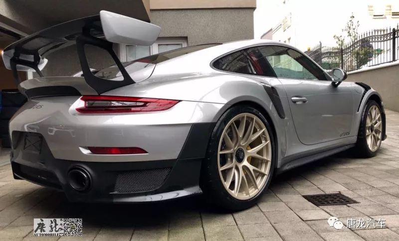 暴力蛙王來襲史上最強911量產車限量400臺保時捷911gt2rs正規引進全球