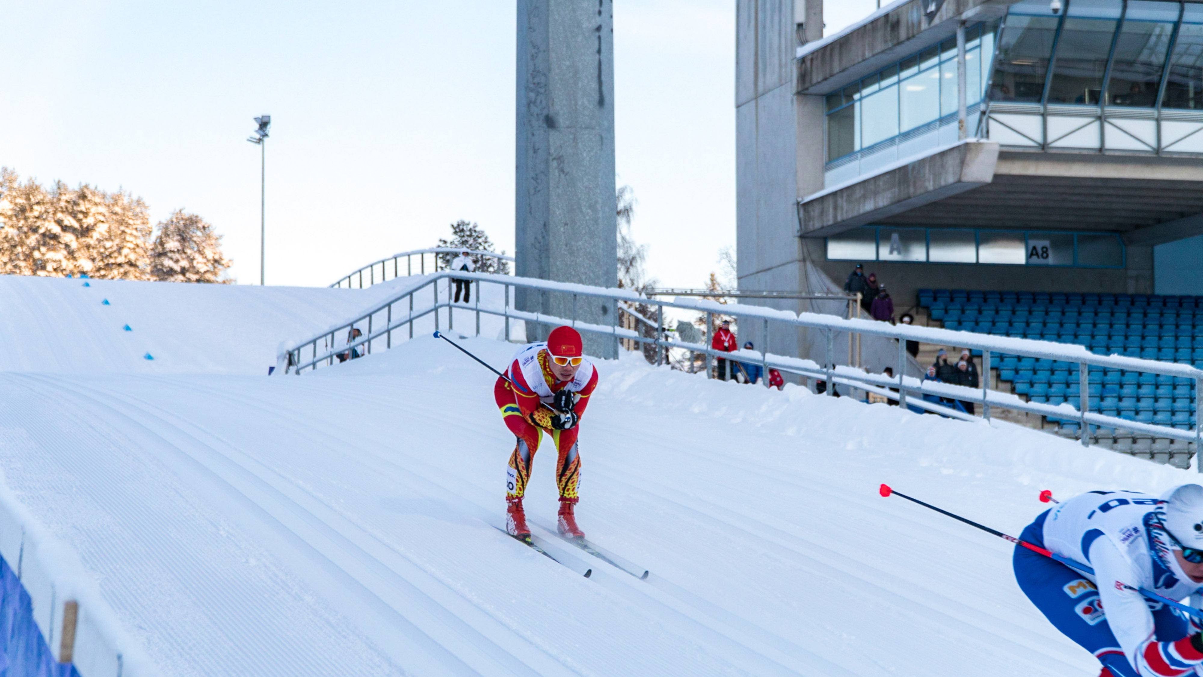 新华社发(丝珂摄)当日,2019年世界青年滑雪锦标赛21日在芬兰中南部