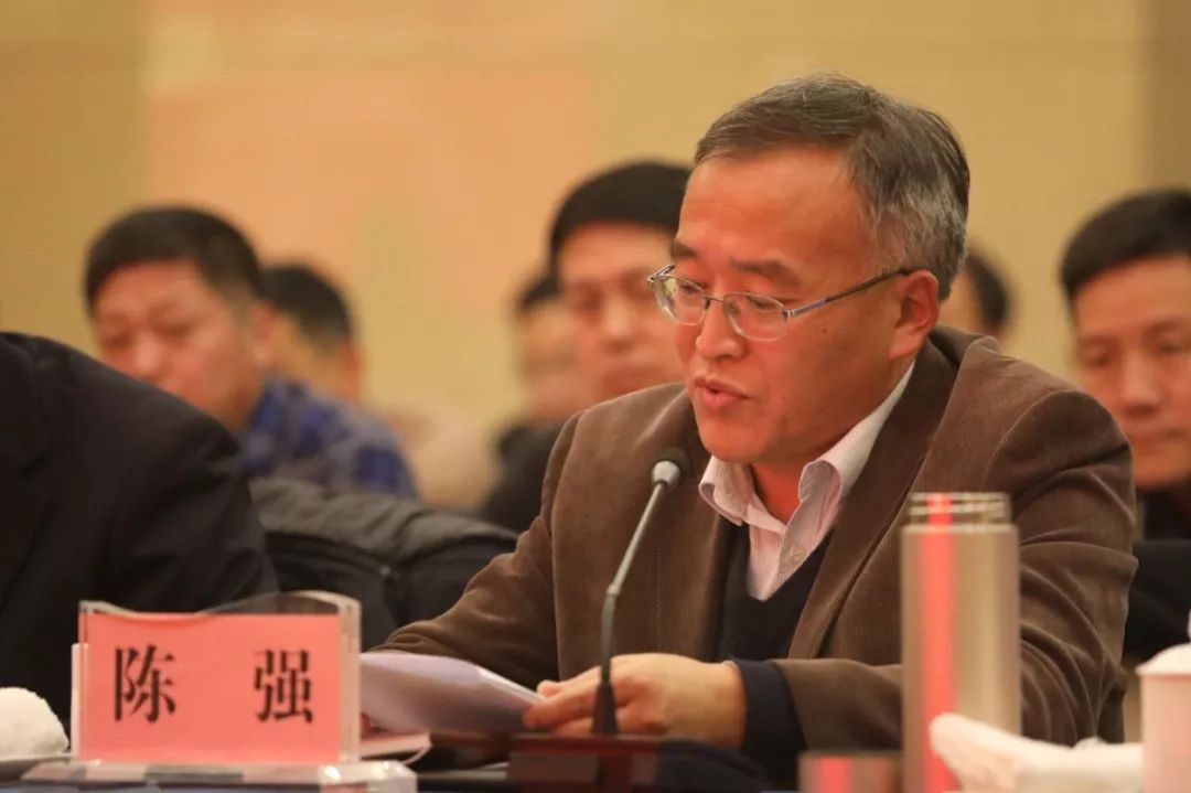 进一步推动工作,1月22日,市委书记王玉君与省派第一书记和服务队代表