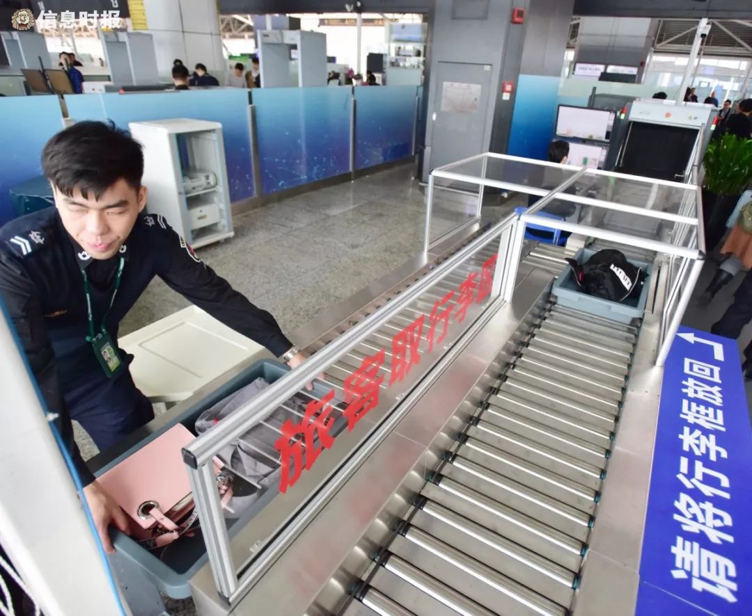 坐飛機安檢可以自助了今天全國首條自助通道在白雲機場開通