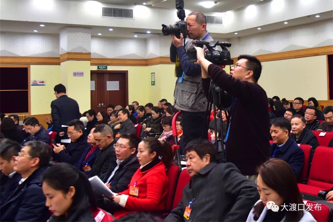 大渡口两会花絮多图带你去看会场内外