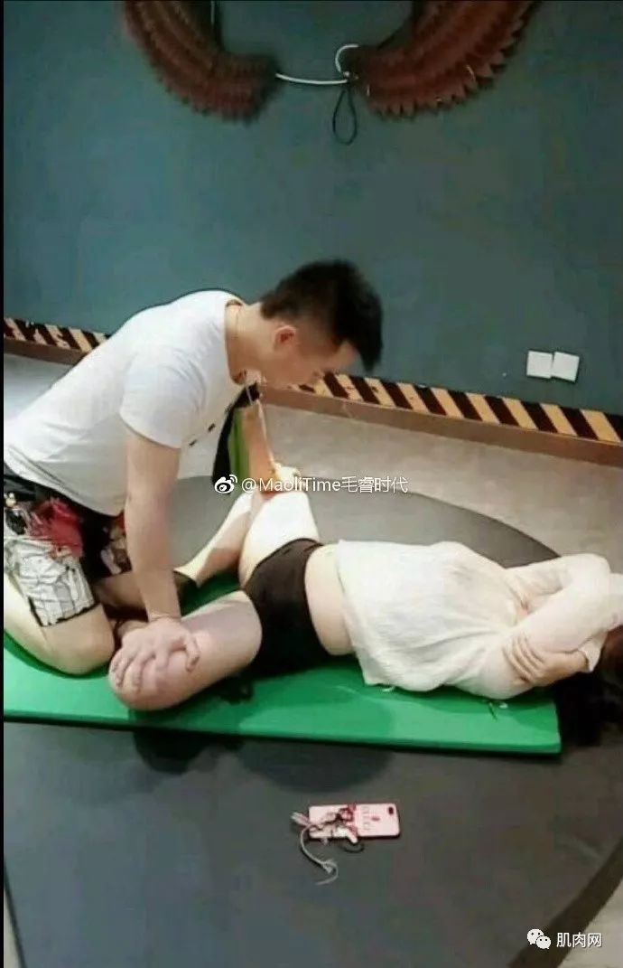 男女啪啪健身图片