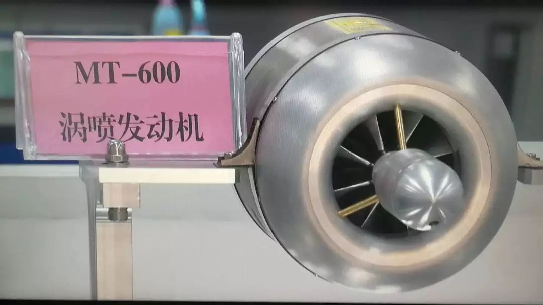 为懋威公司短期内研制出系列化微小型涡喷涡轴发动机产品奠定了基础