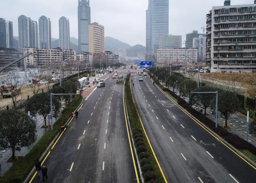 人民大道(北段)试通车,邀请广大市民提意见_贵阳市